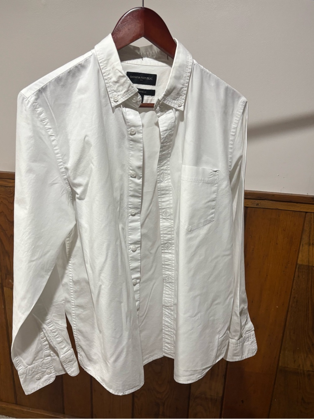 Banana Republic Men's Button-Down Shirt in White